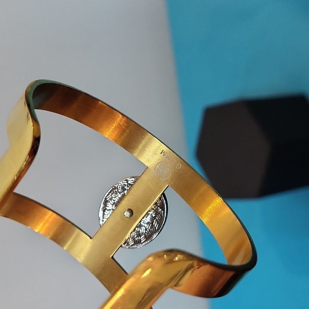 Gemm Gold Bangle - Picture 7 of 11
